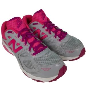 New Balance 680v3, Woman's size 7, pink and grey